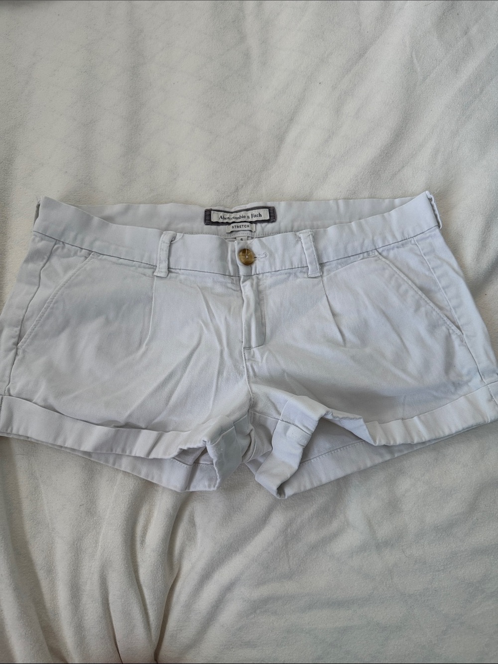 Abercrombie & Fitch White Women's Cuffed Jean-Style Shorts